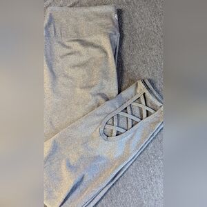 Bally Gray Heathered Leggings